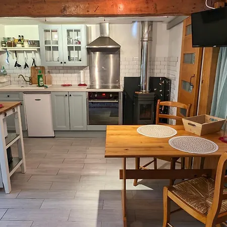 Casa vacanze La Maisonnette, Ancienne Bergerie Avec Accès Au Jardin Prades (Pyrenees-Orientales)