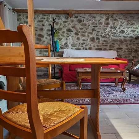 La Maisonnette, Ancienne Bergerie Avec Acces Au Jardin Feriehus *